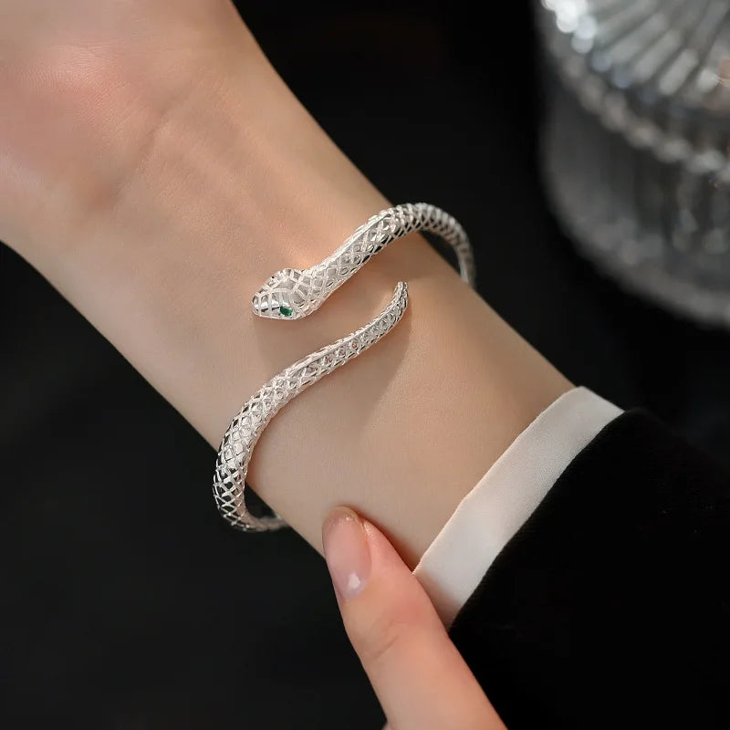 Luxury Snake Shape Bracelet Charm Beautiful Jewelry